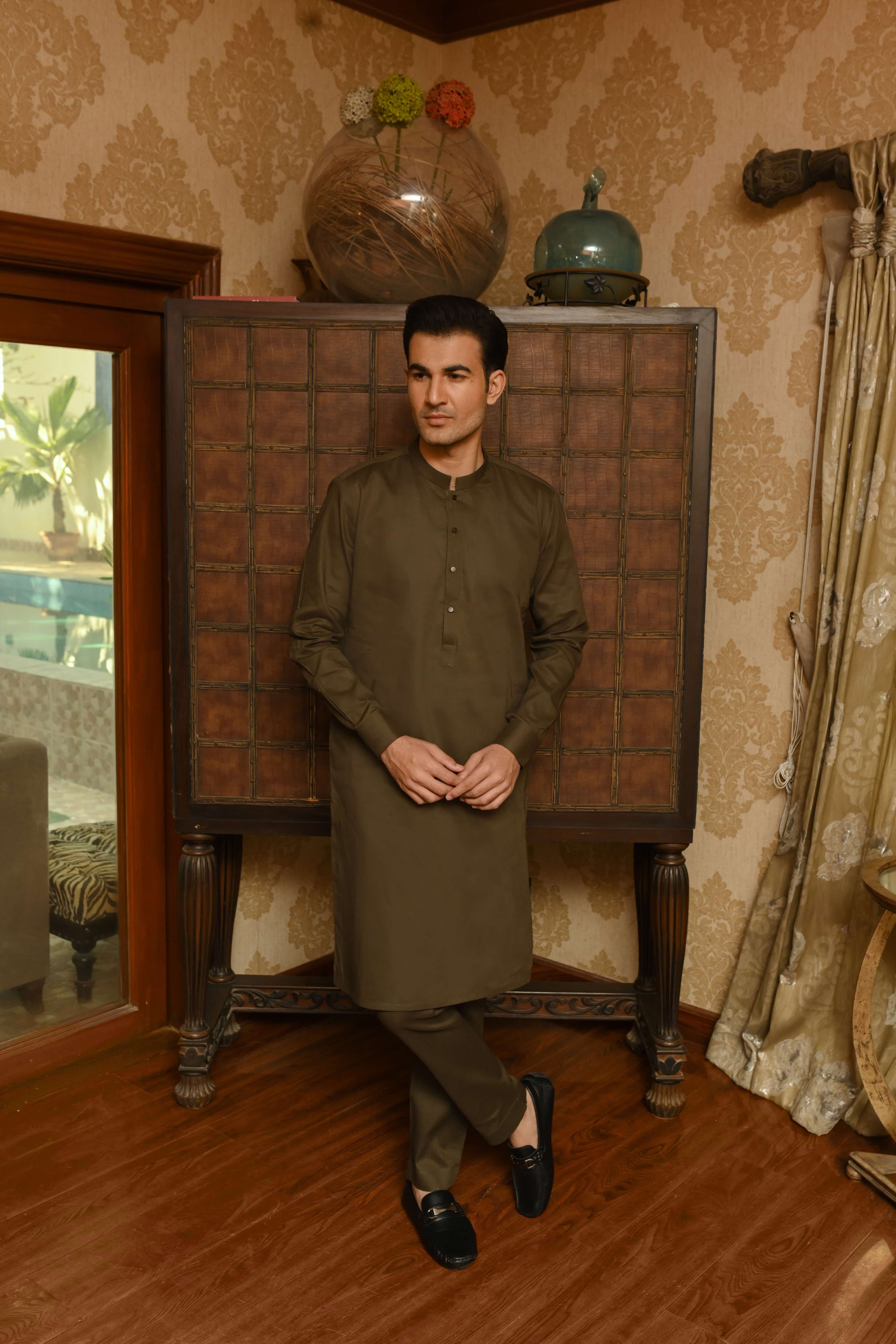 SEAWEED GREEN KURTA PAJAMA